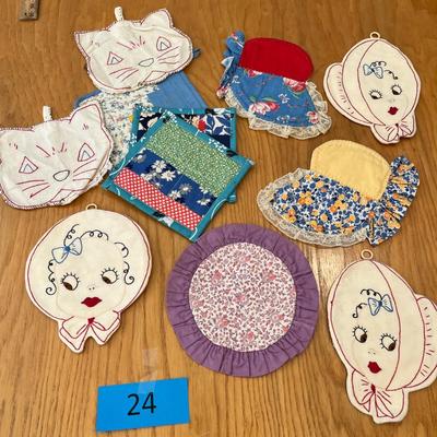 Vintage cute Hot pads