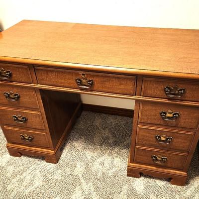 Lot #73  Vintage Kneehole Desk - 9 drawers
