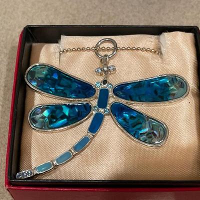 Large blue dragonfly on 925 chain
