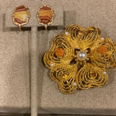 Osbee agate clip on 12k GF earrings