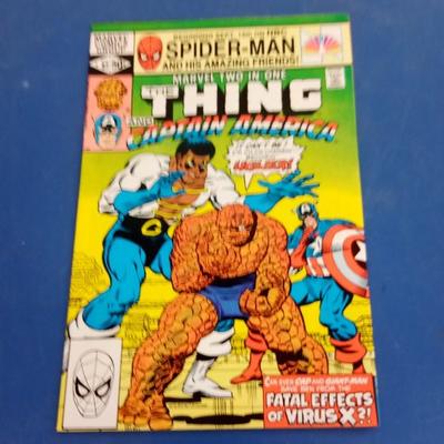 LOT 159 THE THING AND SPIDER MAN COMIC BOOK