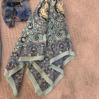 539 Shades of Blue Scarf Lot