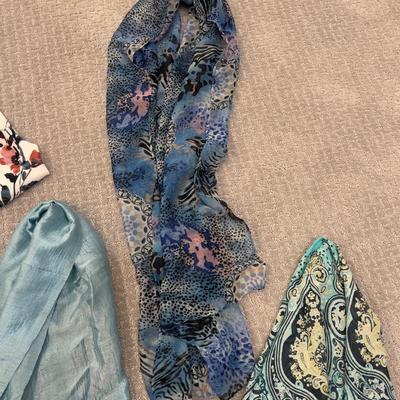 539 Shades of Blue Scarf Lot