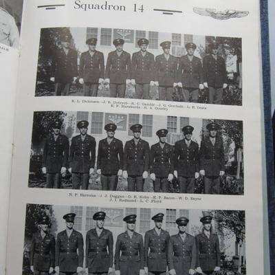 Passing Light: WWII Army Air Corps Training Class Yearbook - 1944