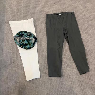 567 J.Jill Three Piece Set Pants and Floral Scarf