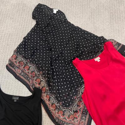 573 J.Jill Tanktops with Capelet
