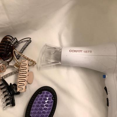 640 Conair Hair Supply Lot
