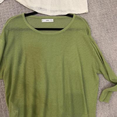587 Large Lot of MNG and Niche Floral Tops