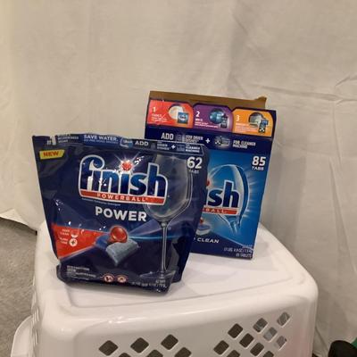 649 Everyday Cleaners Dishwasher Tablets Basket Rags