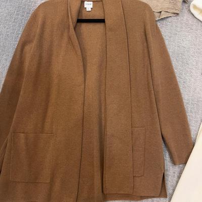 603 Large J.CREW Ladies Pants and Knit Top Lot