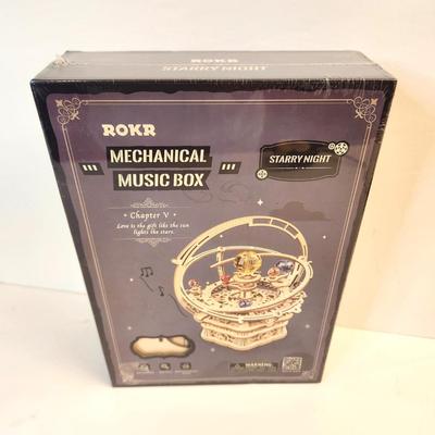 Lot #36  New in Box - ROKR Starry night Mechanical Music Box
