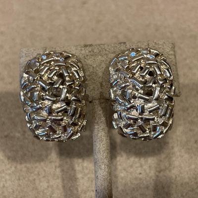 Sterling bracelet & Edwin Pearl clip on earrings