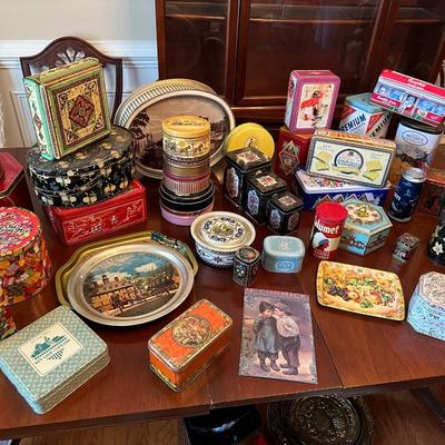 collectable tin lot