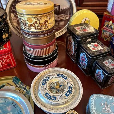 collectable tin lot
