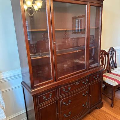 mahogany china cabinet 