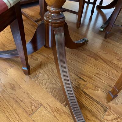 mahogany dining table and chairs
