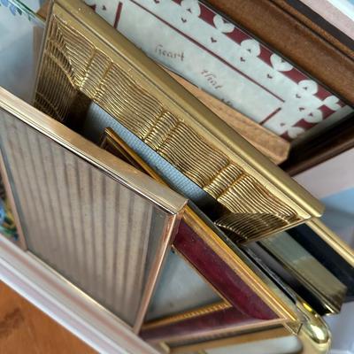 picture frame, framed small art lot 