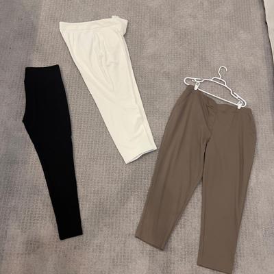 609 Jones NY, Dana Buchman, Court N Row Ladies Outfits XL
