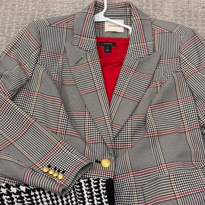 609 Jones NY, Dana Buchman, Court N Row Ladies Outfits XL