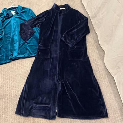 623 Ladies 3pc Set of Velour by Vermont Country Store and Miss Elaine