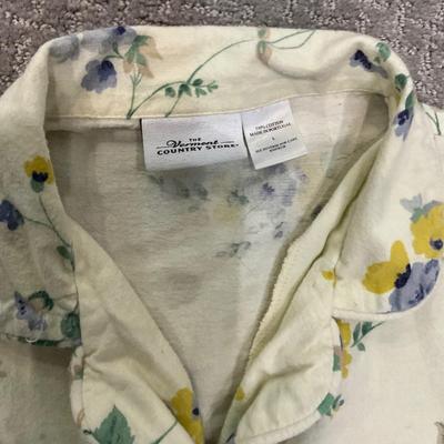 624 Lot of Coldwater Creek Jersey Robe with Vermont Country Store Flannel Sleepwear