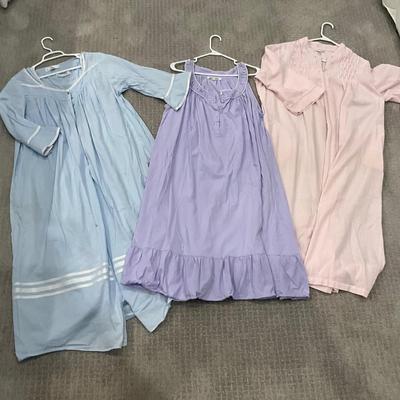 626 Miss Elaine pink , Eileen West Ladies Sleepwear