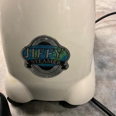 630 Jiffy Clothes Steamer AS-IS
