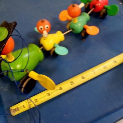 LOT 179 EARLY FISHER PRICE WOODEN PULL TOY