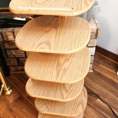 Lot #81 Vintage 1980's Tiered Table - 6 sheleves