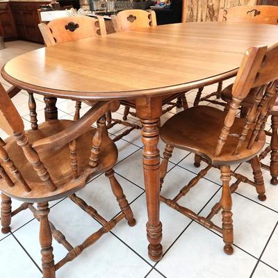 Lot #87 Vintage Colonial Style Dining Table and Chairs - 1970's