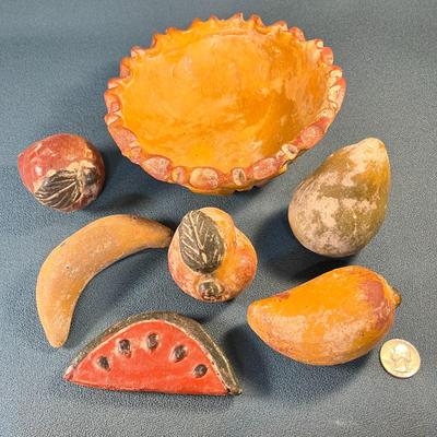 RUSTIC TERRA COTTA CAMPO STYLE BOWL OF FRUIT