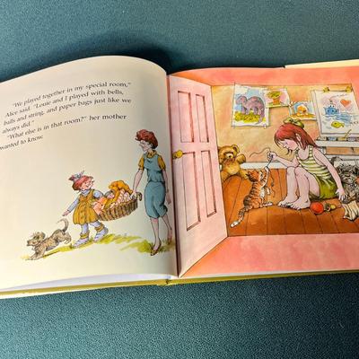 "ALICE'S SPECIAL ROOM" CHILDREN'S BOOK ABOUT SPECIAL MEMORIES