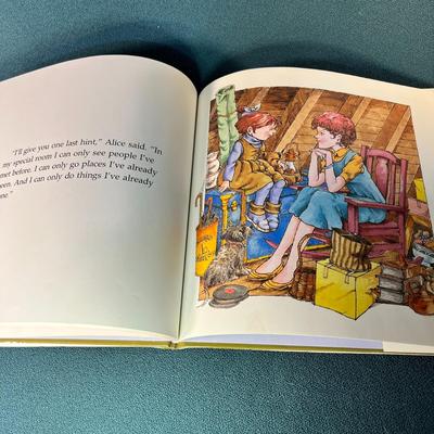 "ALICE'S SPECIAL ROOM" CHILDREN'S BOOK ABOUT SPECIAL MEMORIES