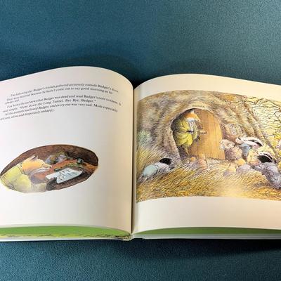 "BADGER'S PARTING GIFTS" CHILDREN'S BOOK by SUSAN VARLEY