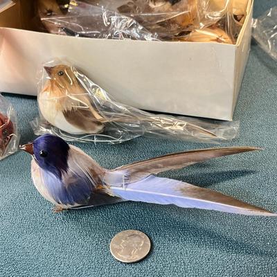SITTING SWALLOW BIRD ORNAMENTS MADE OF REAL FEATHERS NEW IN PACKAGE 12 COUNT