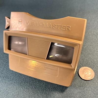 GAF TAUPE VIEW MASTER 