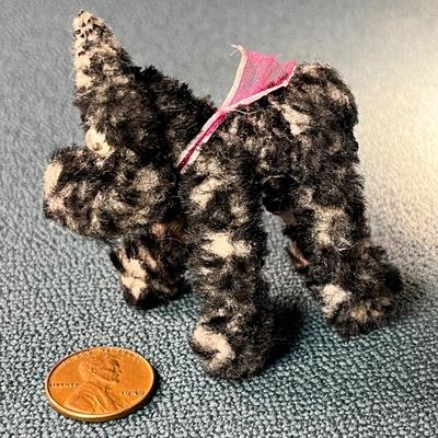 VINTAGE FURRY LITTLE DOGGIE FIGURINE w/GOOGLY EYES, MADE IN JAPAN