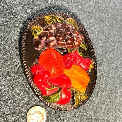 QUAINT VINTAGE PLASTER FRUIT PLAQUE