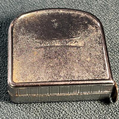 VINTAGE STANLEY 6 FOOT MEASURING TAPE 