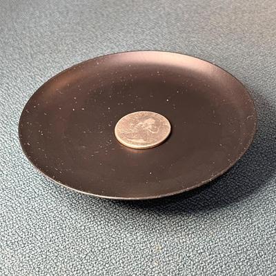 FOOTED METAL CANDLE HOLDER