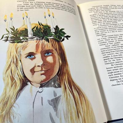 "CHRISTMAS AROUND THE WORLD- A CELEBRATION" BOOK