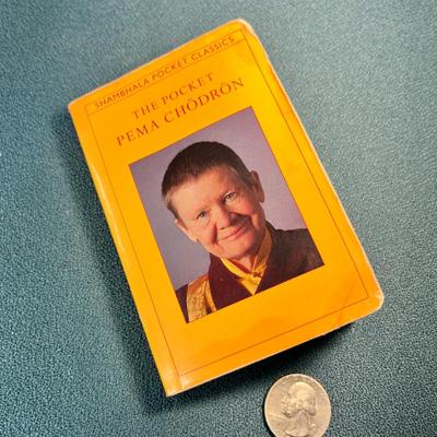 "THE POCKET PEMA CHODRON" SMALL BOOK OF BUDDHIST NUN'S TEACHINGS