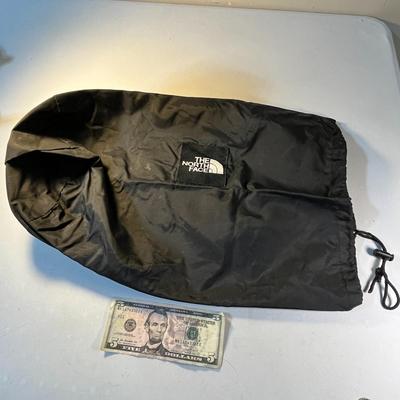 THE NORTH FACE SMALL BLACK STUFF BAG