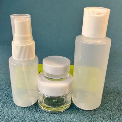 4 PIECE TRAVEL KIT CONTAINERS CONFORM TO TSA GUIDELINES NEW CONDITION