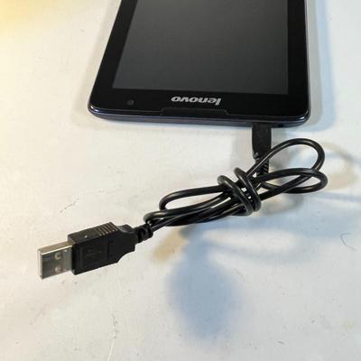 BLACK LENOVO TABLET MODEL A5500-F w/ CHARGING CORD