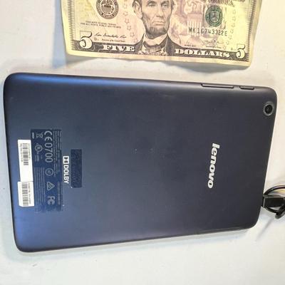 BLACK LENOVO TABLET MODEL A5500-F w/ CHARGING CORD