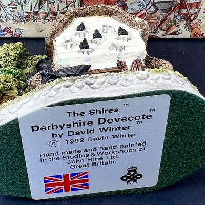 David White Derbyshire DoveCot cottage