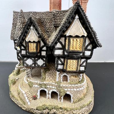 David White Falstaff Manor #3886