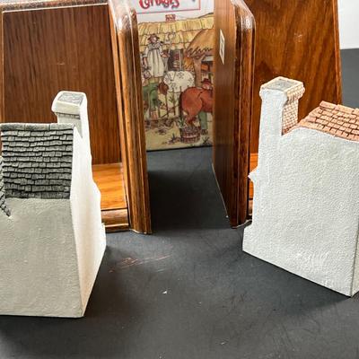 David White Bookends with Box and COA