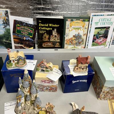 Cover photo  over 100 David Winter Cottages - do not bid